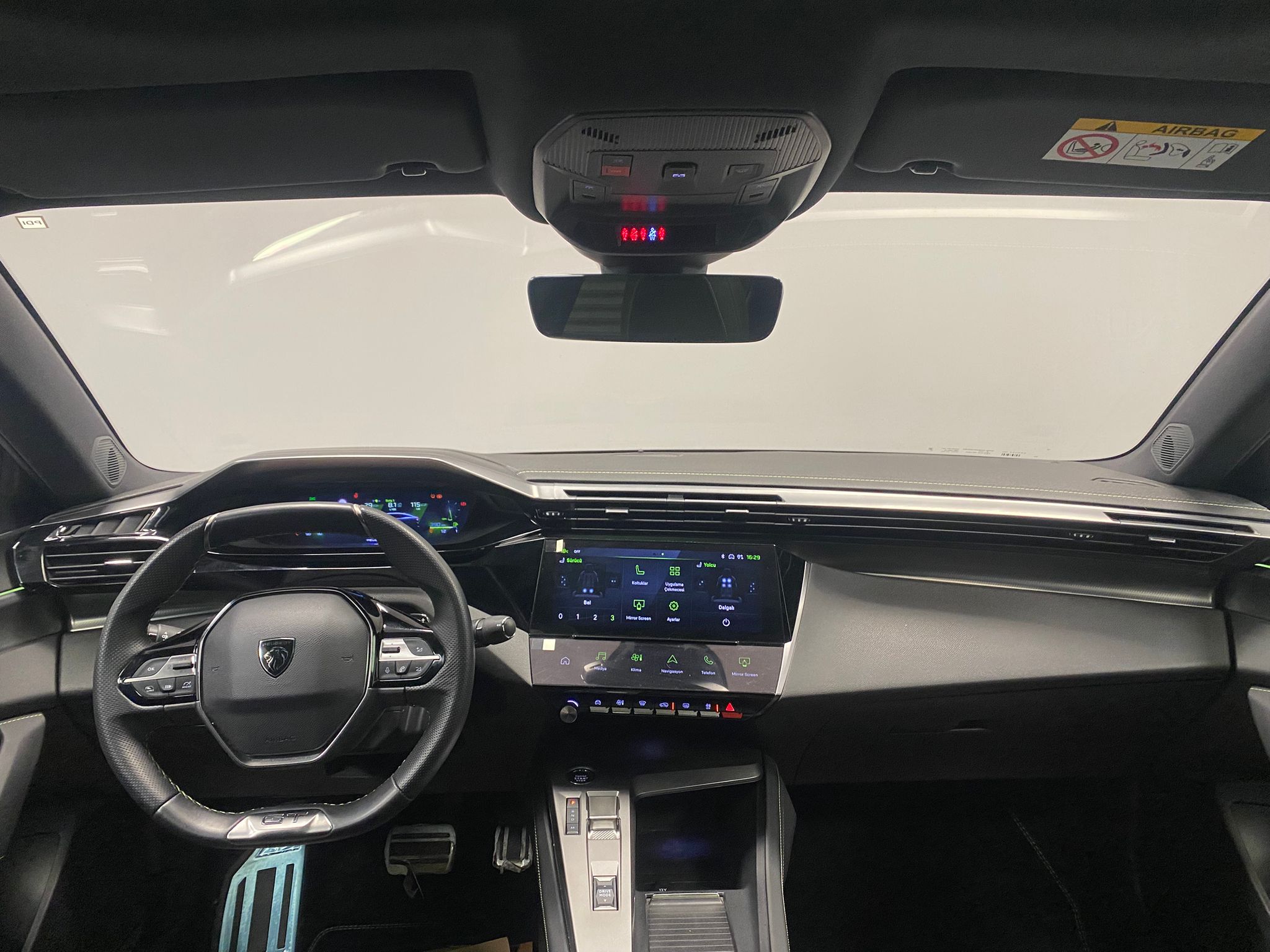 PEUGEOT 408 11